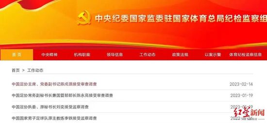 小情侣高清国产在线播放